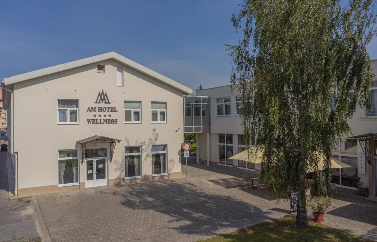 Am Hotel Wellness **** Rimavská Sobota Exterior foto
